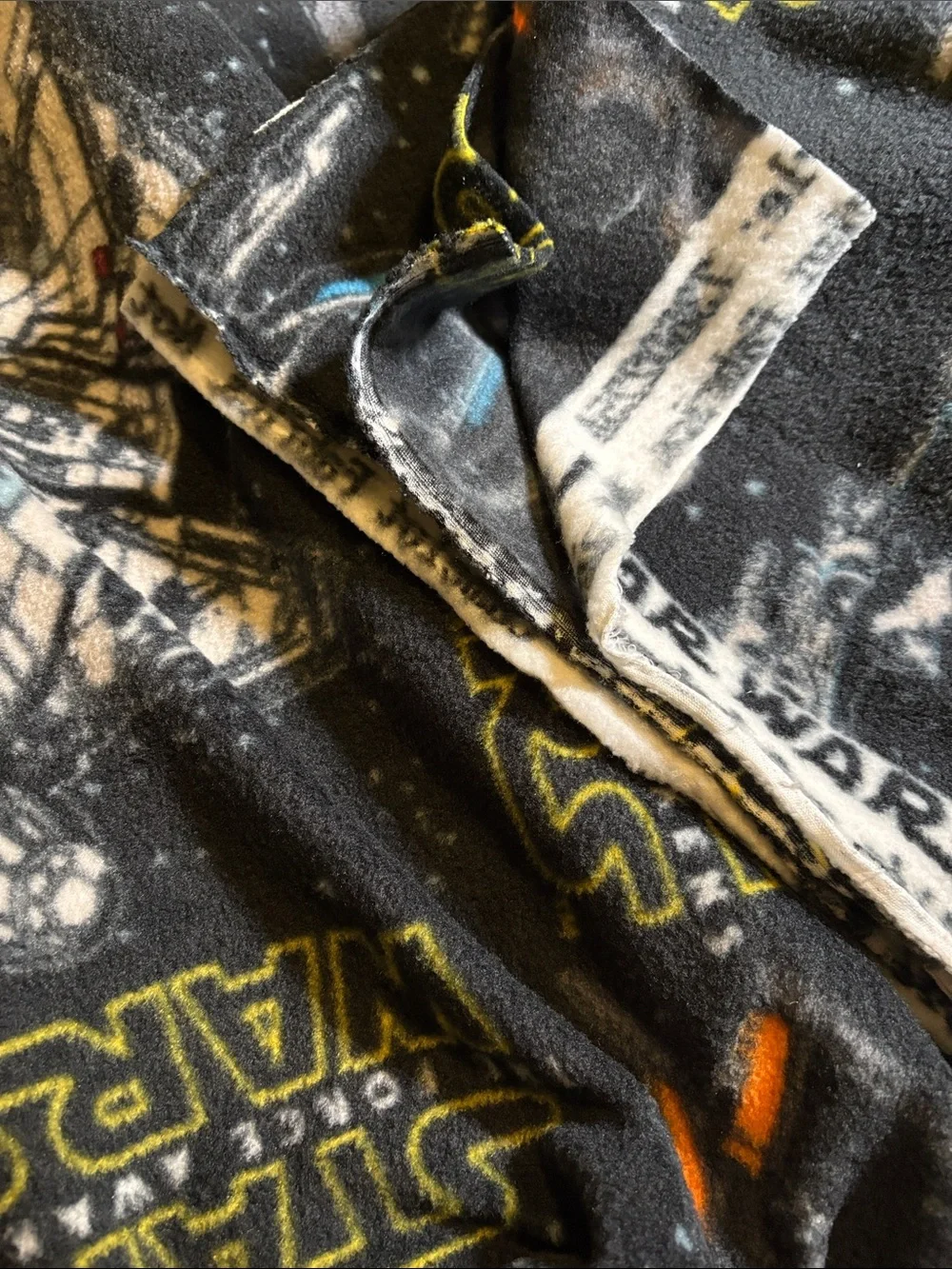 Star Wars The Force Awakens Fleece Fabric 2 yards - Please Read - Picture 3 of 3